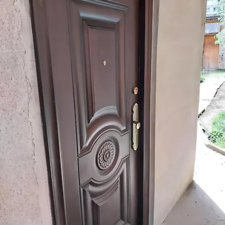 Apartmán Independent In A House In The *